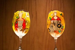 AMOA painted wine glass