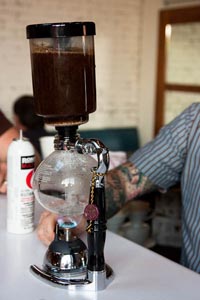 coffee contraption - water rises to top and coffee steeps