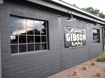 gibson bar