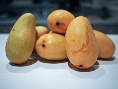 whole ataulfo mangos