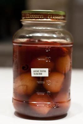 jarred pickled shallots