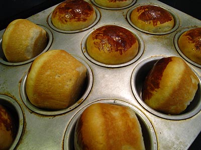 bakery dinner rolls